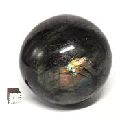 Labradorite Boule 05740