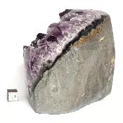 Améthyste du Brésil Mini géode n° 05859