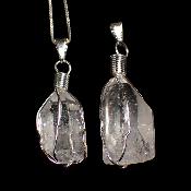 Cristal de Roche Pendentif Pierre Brute avec Cage