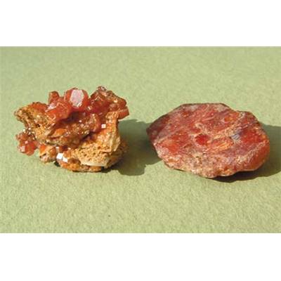 Vanadinite Pierre Brute