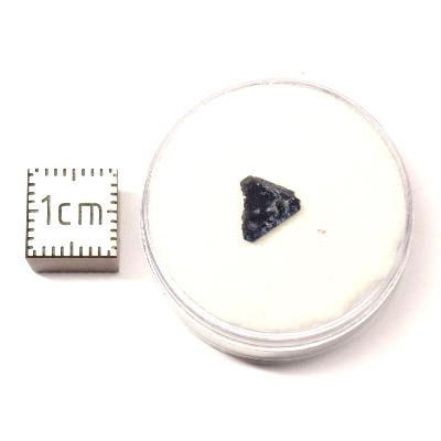 Bénitoite pierre brute 3001