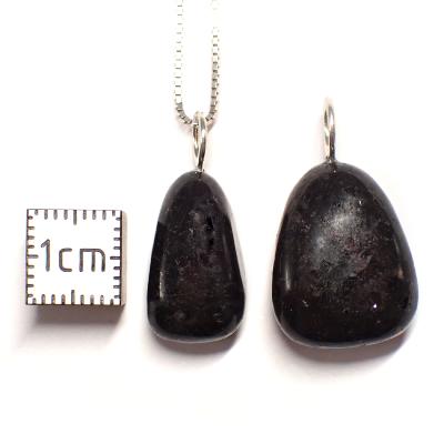 Nuumite Pendentif Pierre Roulée