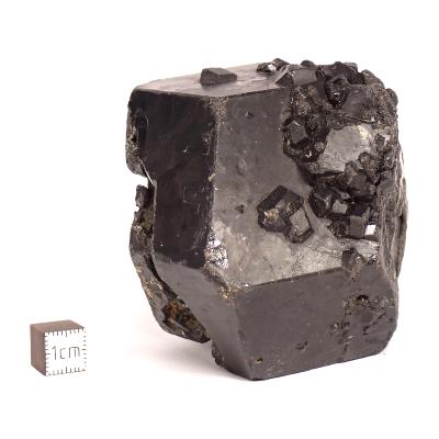 Grenat noir pierre brute 2414