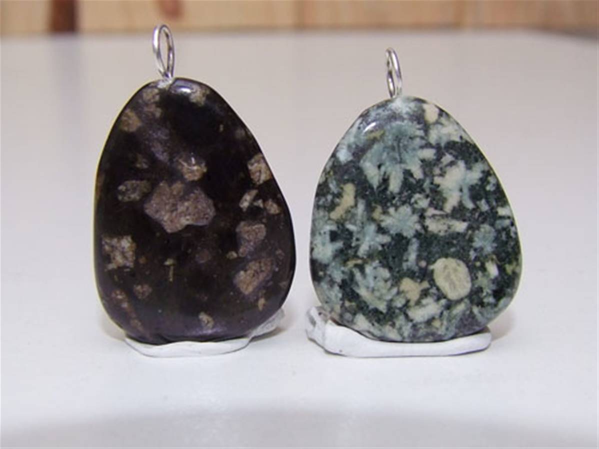 Collier Pierres Naturelles Porphyre Impérial Vert - Perles Roulées, Neuf Avec étiquettes, Naturosphère