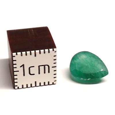 Emeraude Pierre Taillée 15712