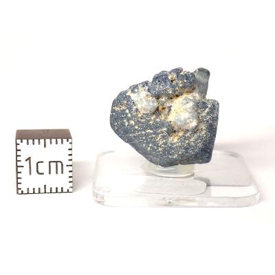 Bénitoite pierre brute 0043