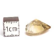 Citrine Naturelle Pierre Taillée en coeur 2532