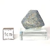 Bénitoite pierre brute 0012