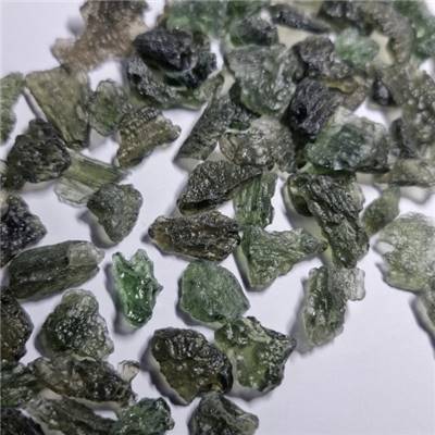 Véritable Moldavite Pierre Brute